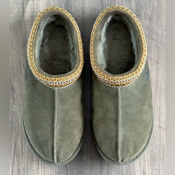Ugg Tasman Slippers Burnt Olive Size 9 EUC! - Picture 2 of 16